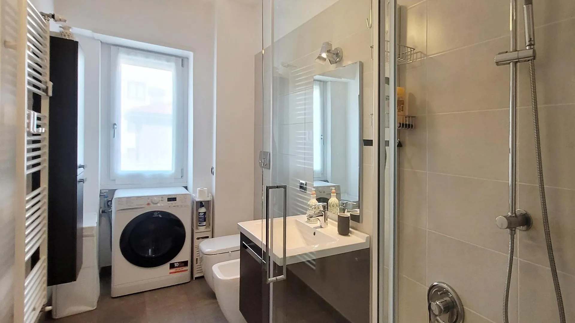 Comfortable Apartment In The Heart Of Lecco