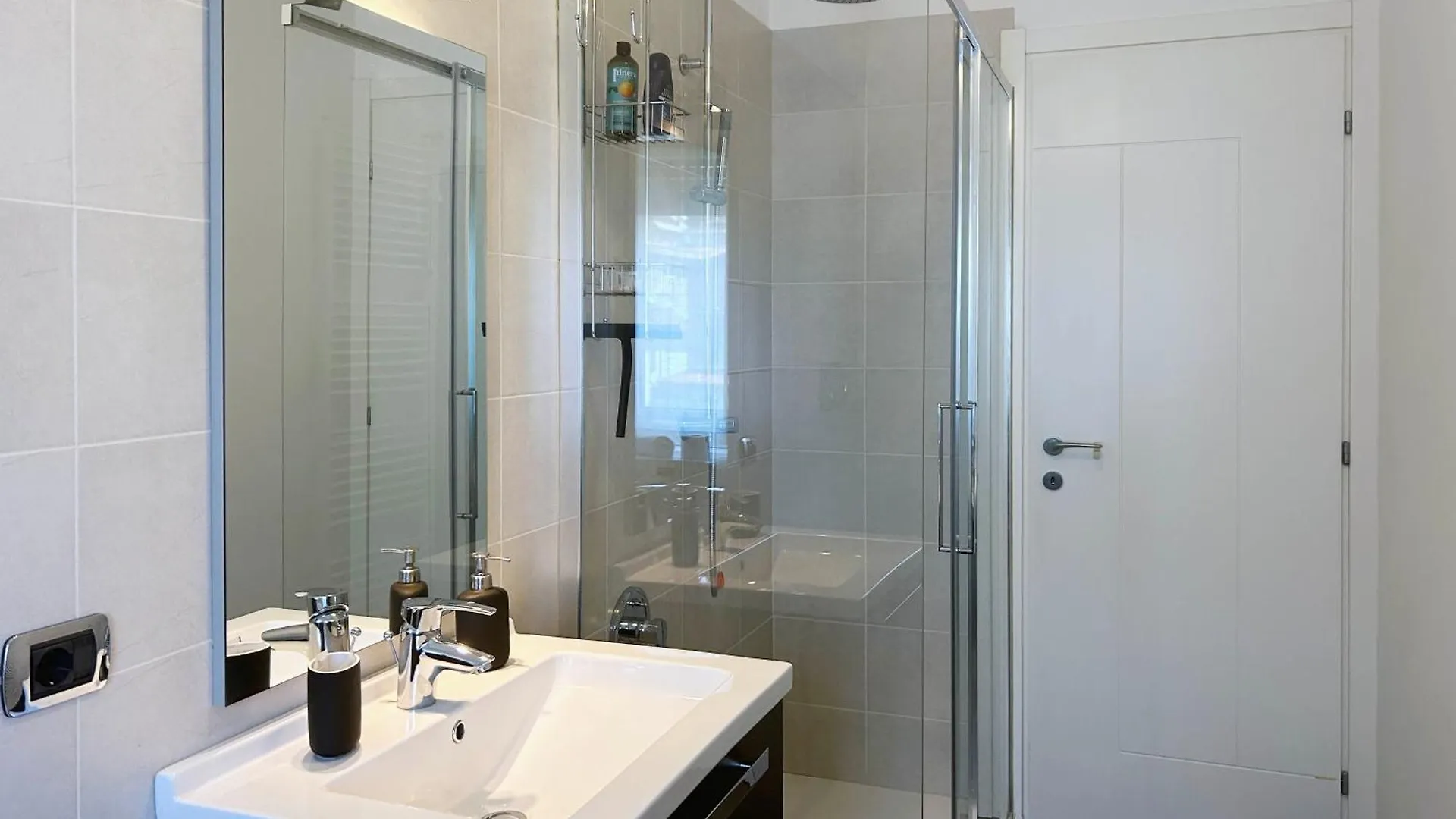 Comfortable Apartment In The Heart Of Lecco